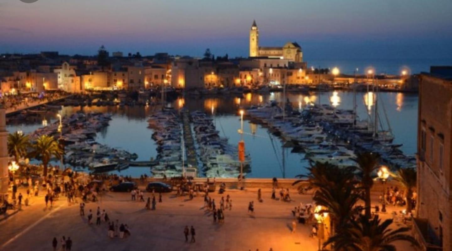 B&B Montebello Trani Εξωτερικό φωτογραφία
