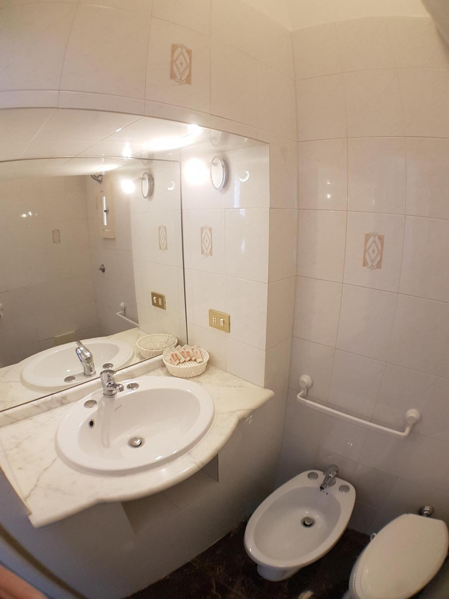 B&B Montebello Trani Εξωτερικό φωτογραφία